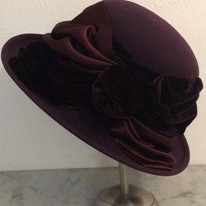 Vintage BETMAR 100% wool hat.